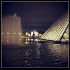 Pyramide du Louvre
